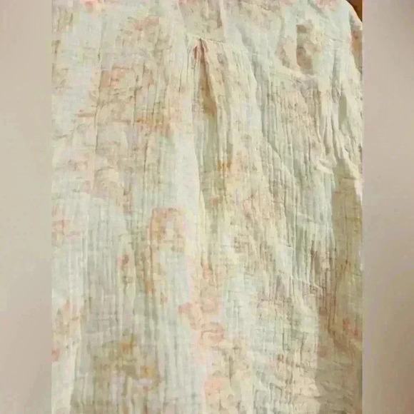Talulah Gauze Cotton Floral Button Up Size Small - Picture 7 of 7